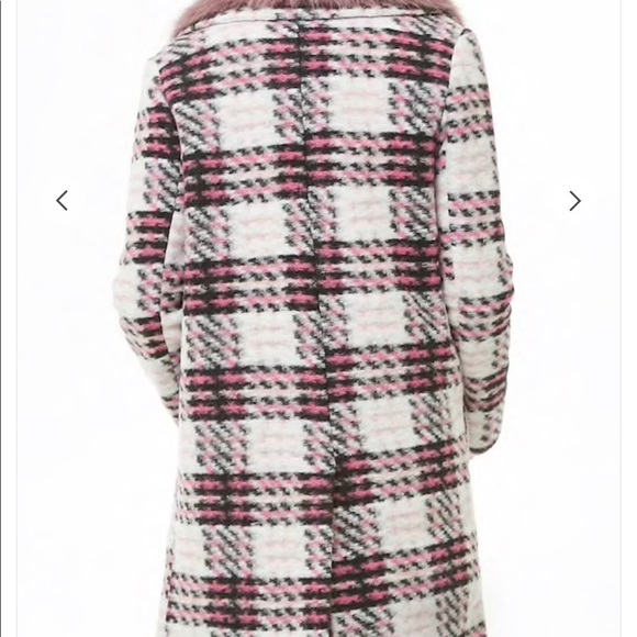 Forever 21 Plaid Coat w/ Faux Fur BRAND NEW medium - Picture 3 of 3